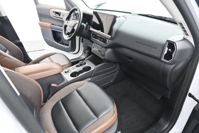 Used 2025 Ford Bronco Sport Outer Banks w/ Outer Banks Tech Package+ AWD/4WD image 30