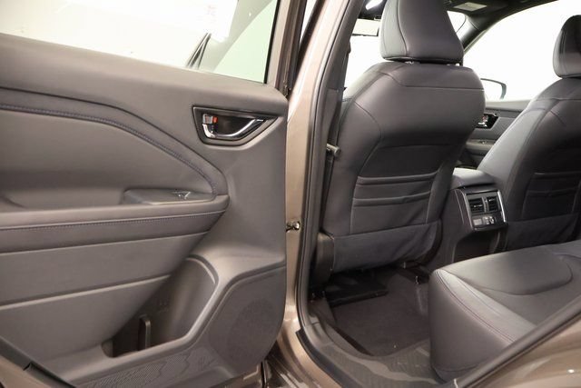 New 2025 Subaru Forester Limited w/ Popular Package AWD/4WD image 28