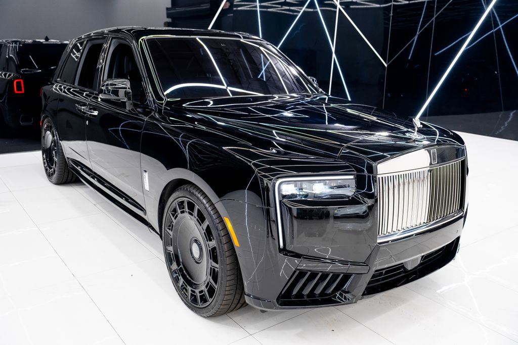 Used 2026 Rolls-Royce Cullinan image 6