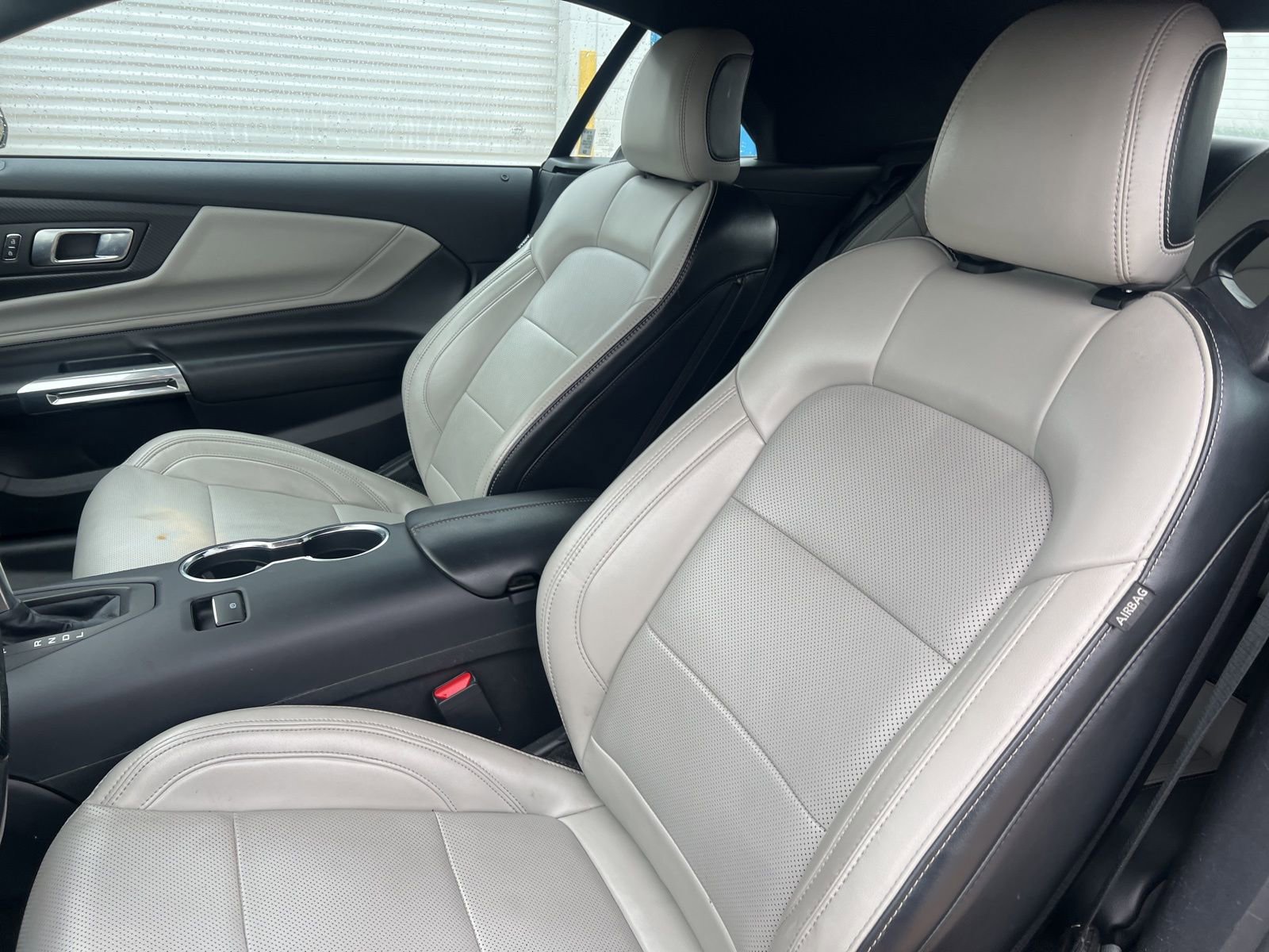 Used 2024 Ford Mustang Premium image 8