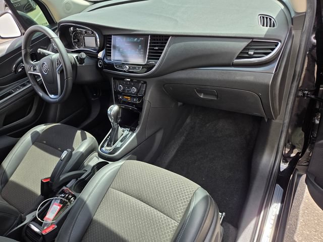 Certified 2021 Buick Encore Preferred w/ Safety Package FWD image 16