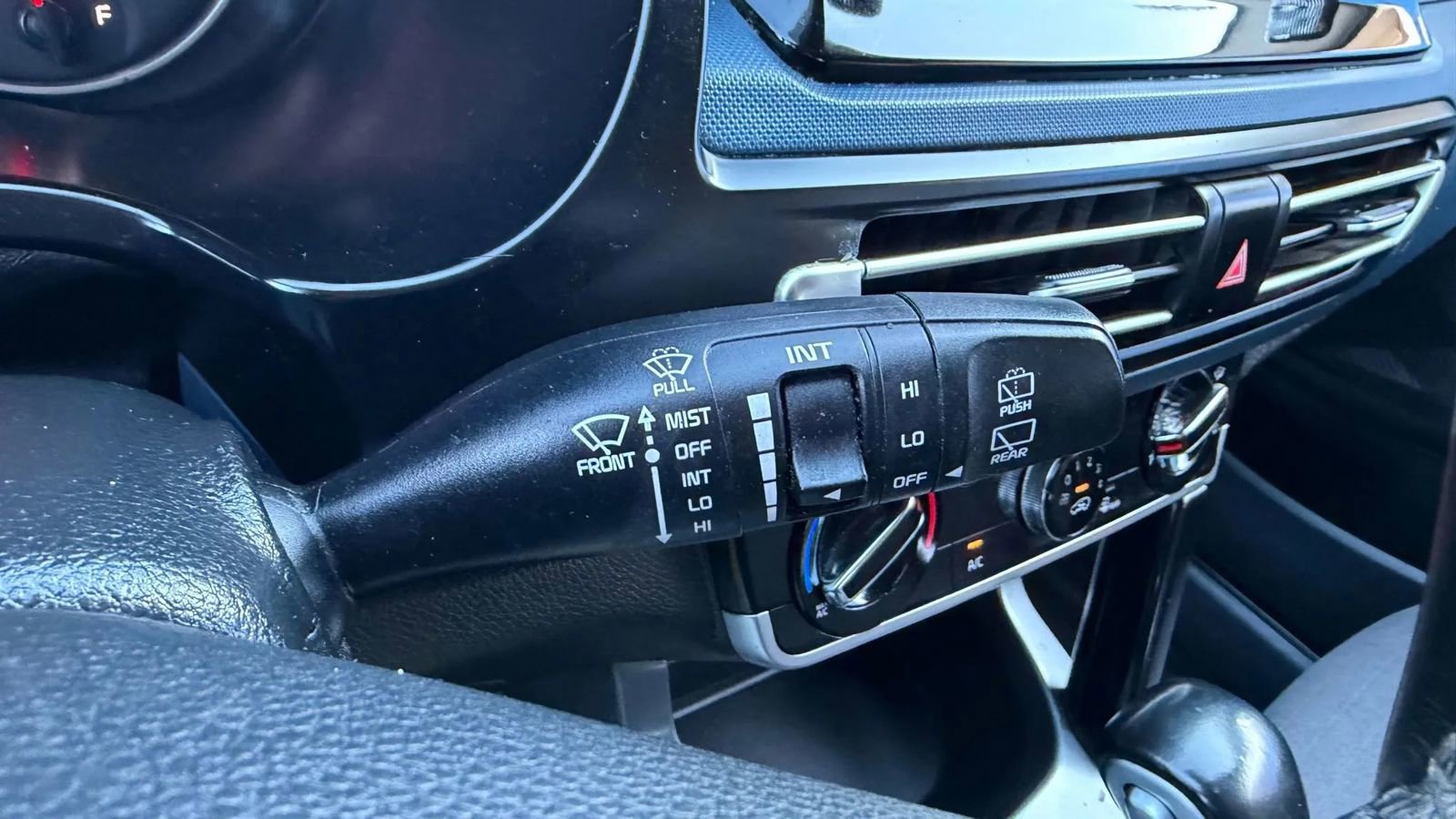 Used 2021 Kia Seltos S image 25