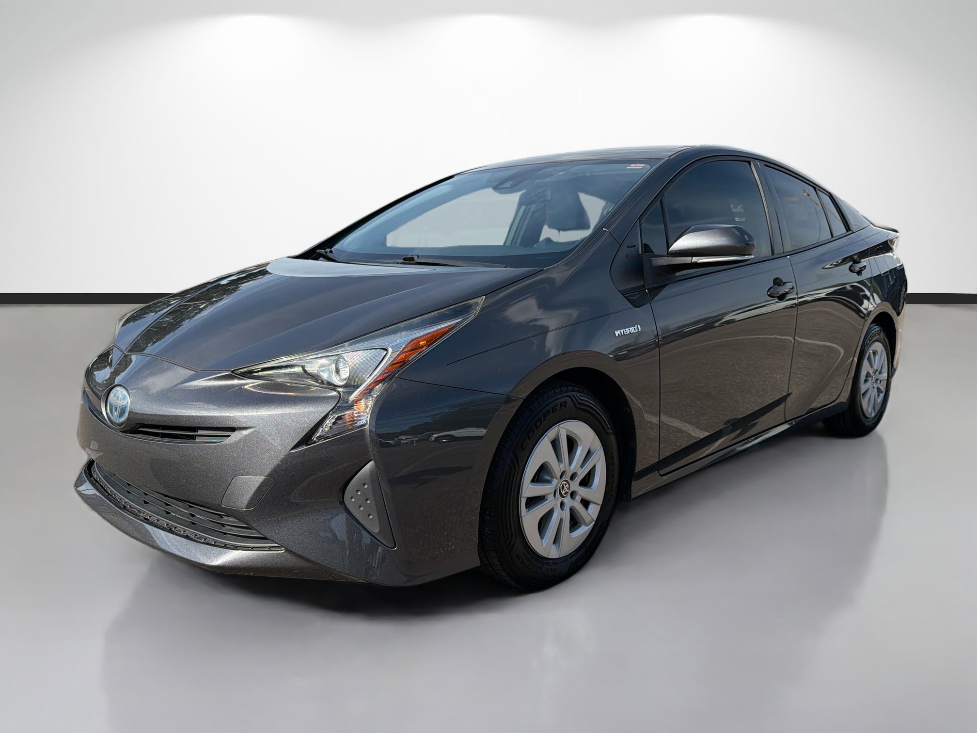 Used 2017 Toyota Prius Two image 7