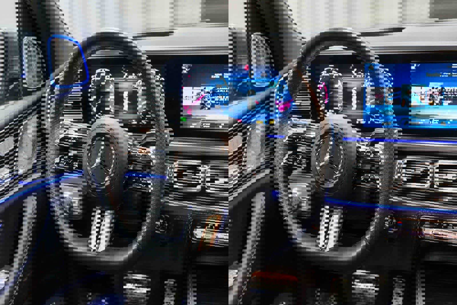 Used 2025 Mercedes-Benz GLS 450 4MATIC image 14