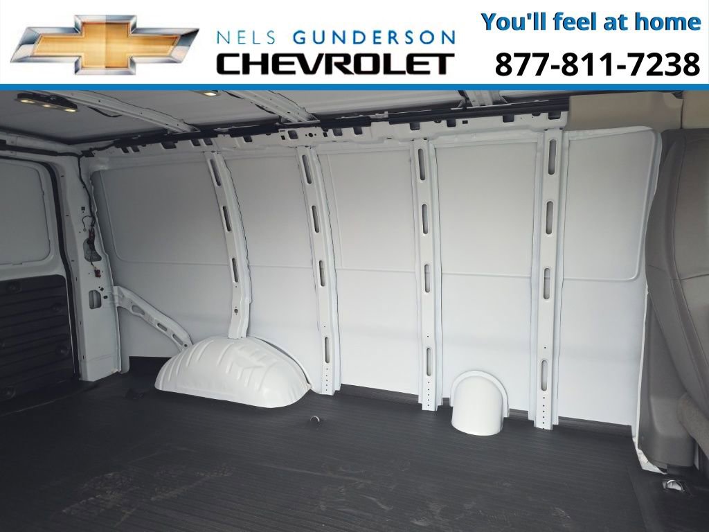New 2025 Chevrolet Express 2500 image 11