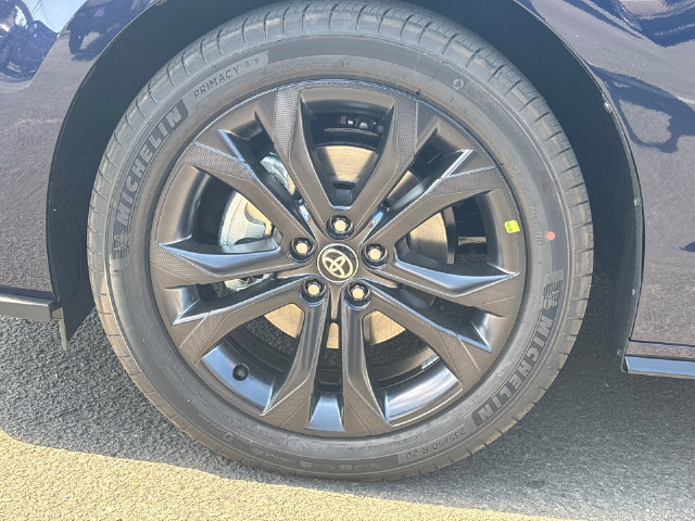 New 2026 Toyota Sienna XSE FWD image 8