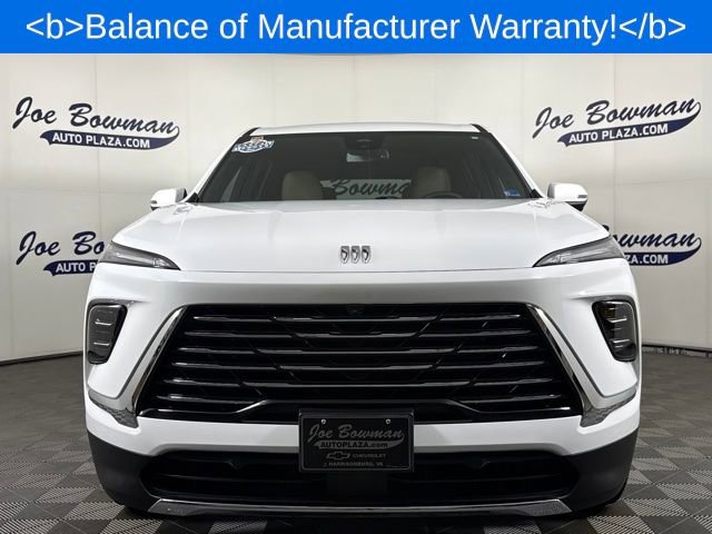 Used 2025 Buick Enclave Preferred image 3