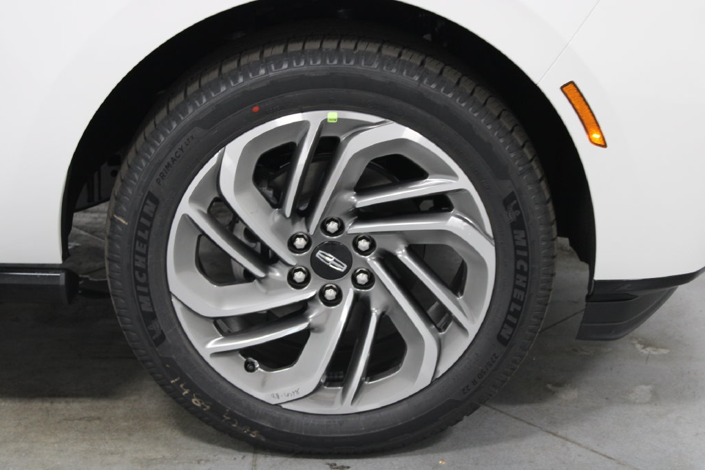 New 2027 Lincoln Navigator Reserve AWD/4WD image 11