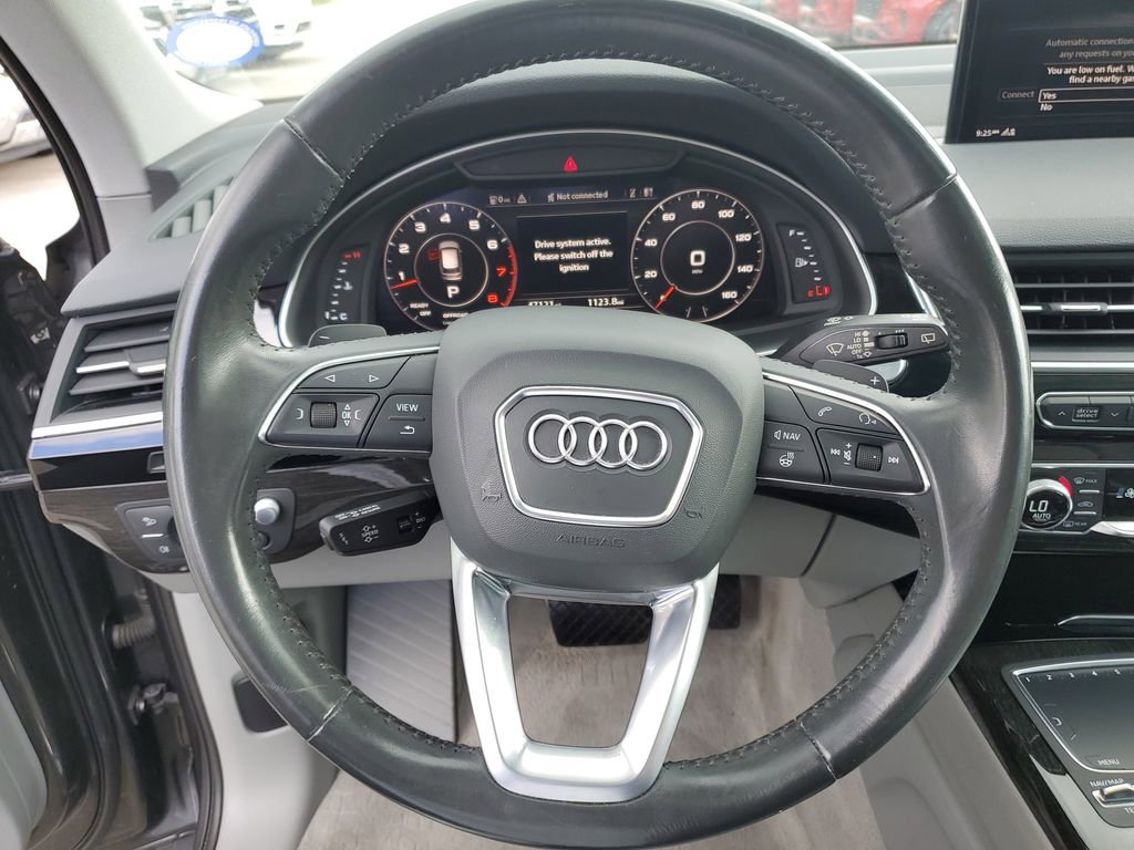 Used 2019 Audi Q7 3.0T Prestige image 24