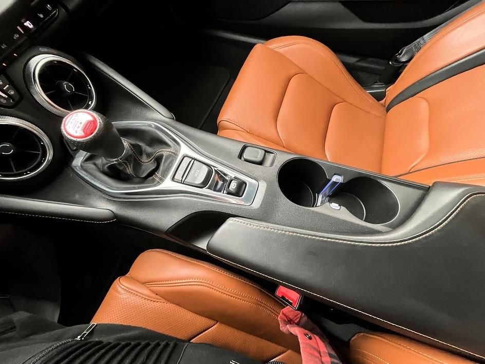 Used 2017 Chevrolet Camaro SS image 27