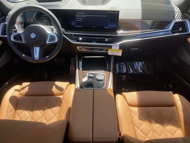 New 2026 BMW X5 xDrive40i w/ M Sport Package AWD/4WD image 15