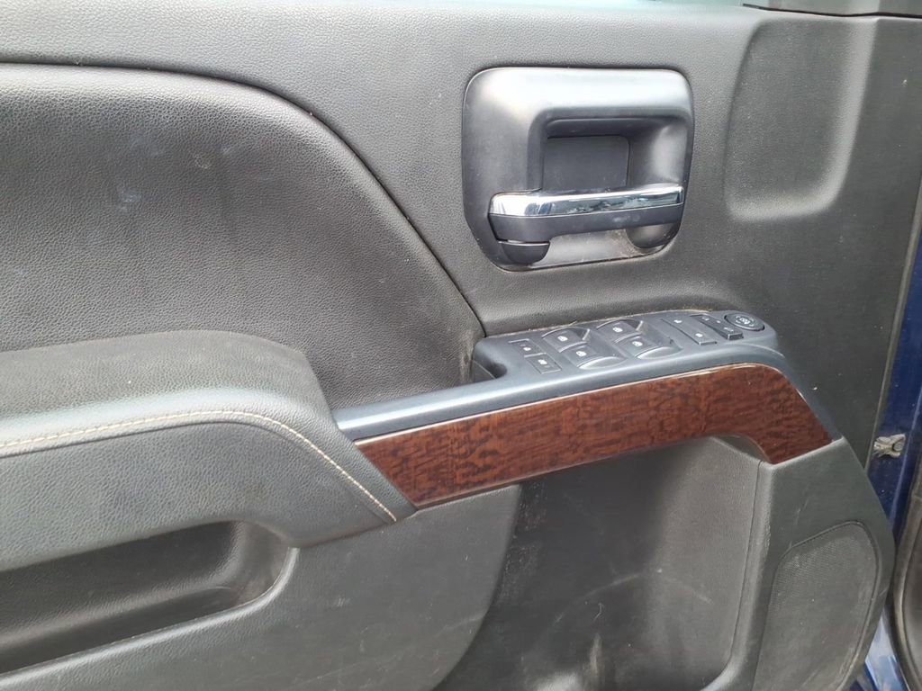 Used 2014 GMC Sierra 1500 SLE w/ SLE Value Package image 16