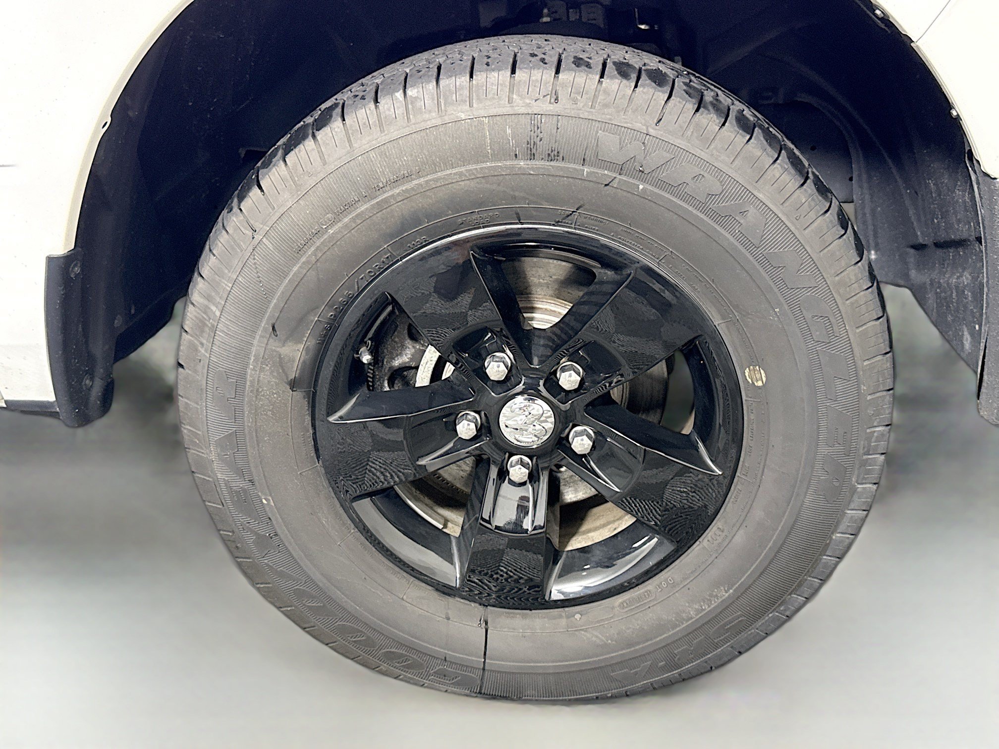 Used 2023 RAM 1500 Classic SLT w/ Trailer & Traction Group AWD/4WD image 31