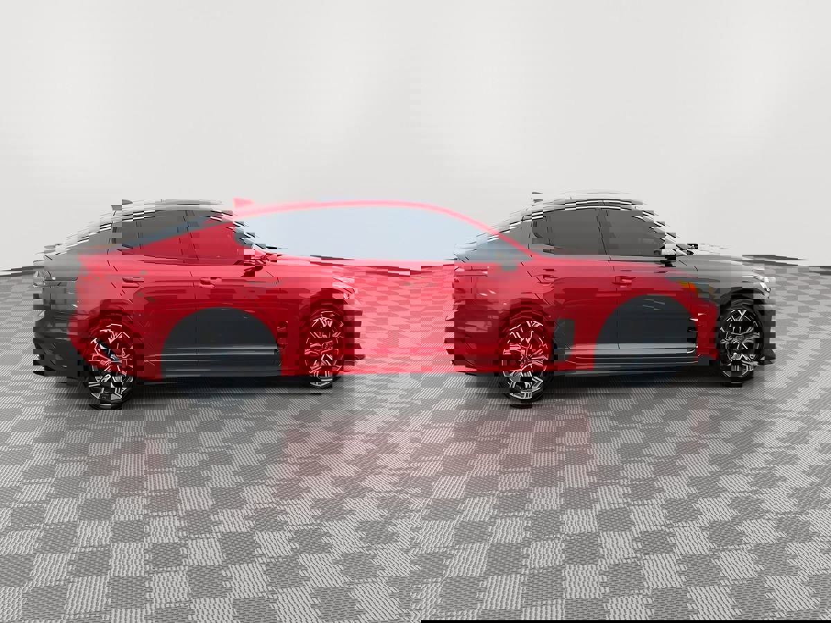 Used 2020 Kia Stinger GT-Line w/ Sun & Sound Package image 8