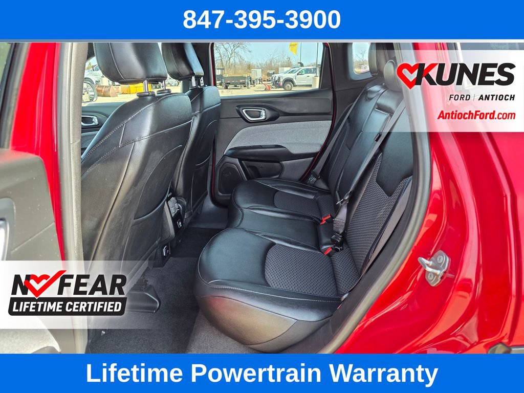 Used 2025 Jeep Compass Latitude image 21