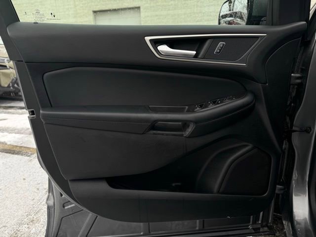 Used 2022 Ford Edge SEL w/ Convenience Package image 12
