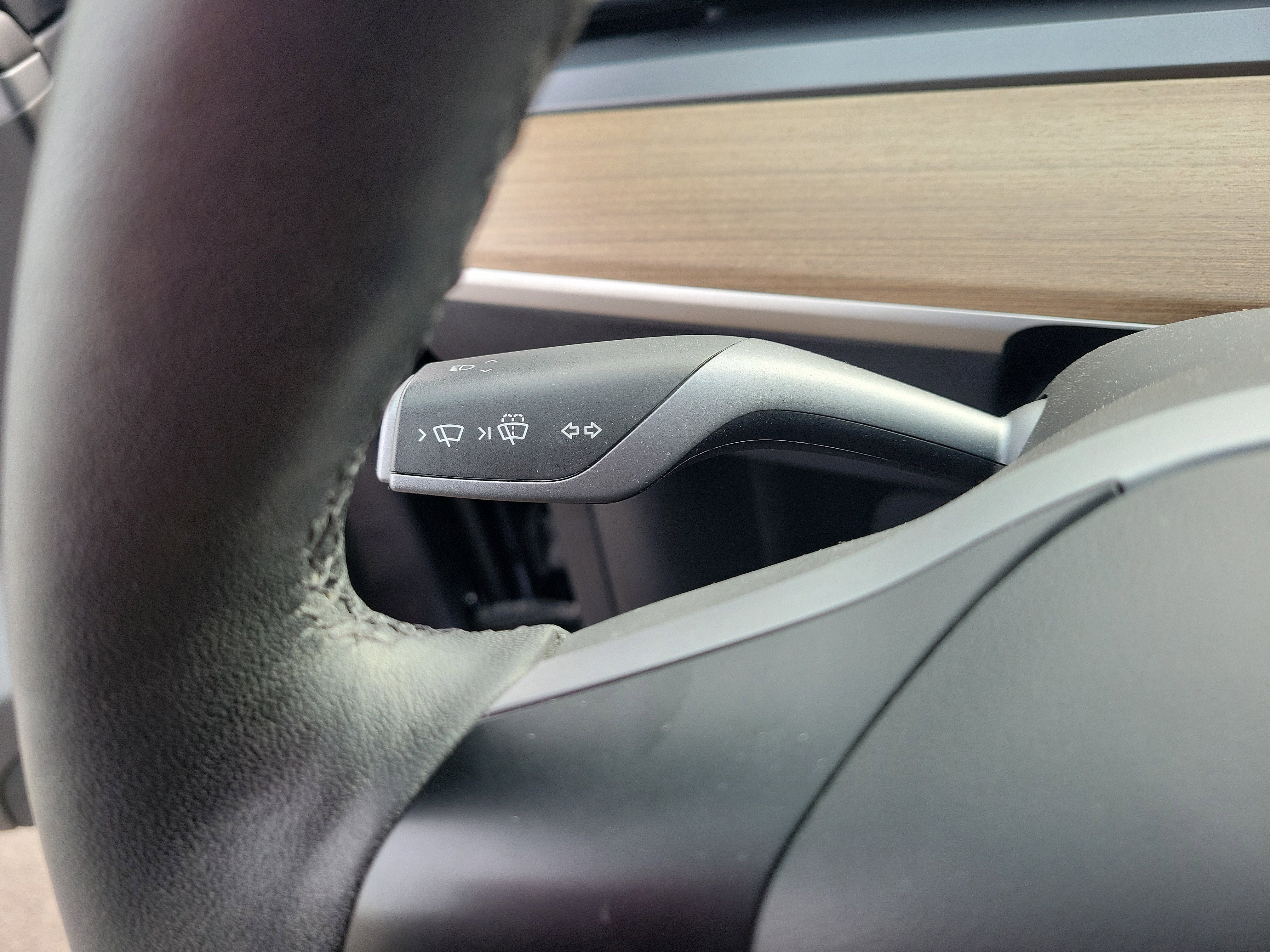 Used 2022 Tesla Model Y Performance image 22