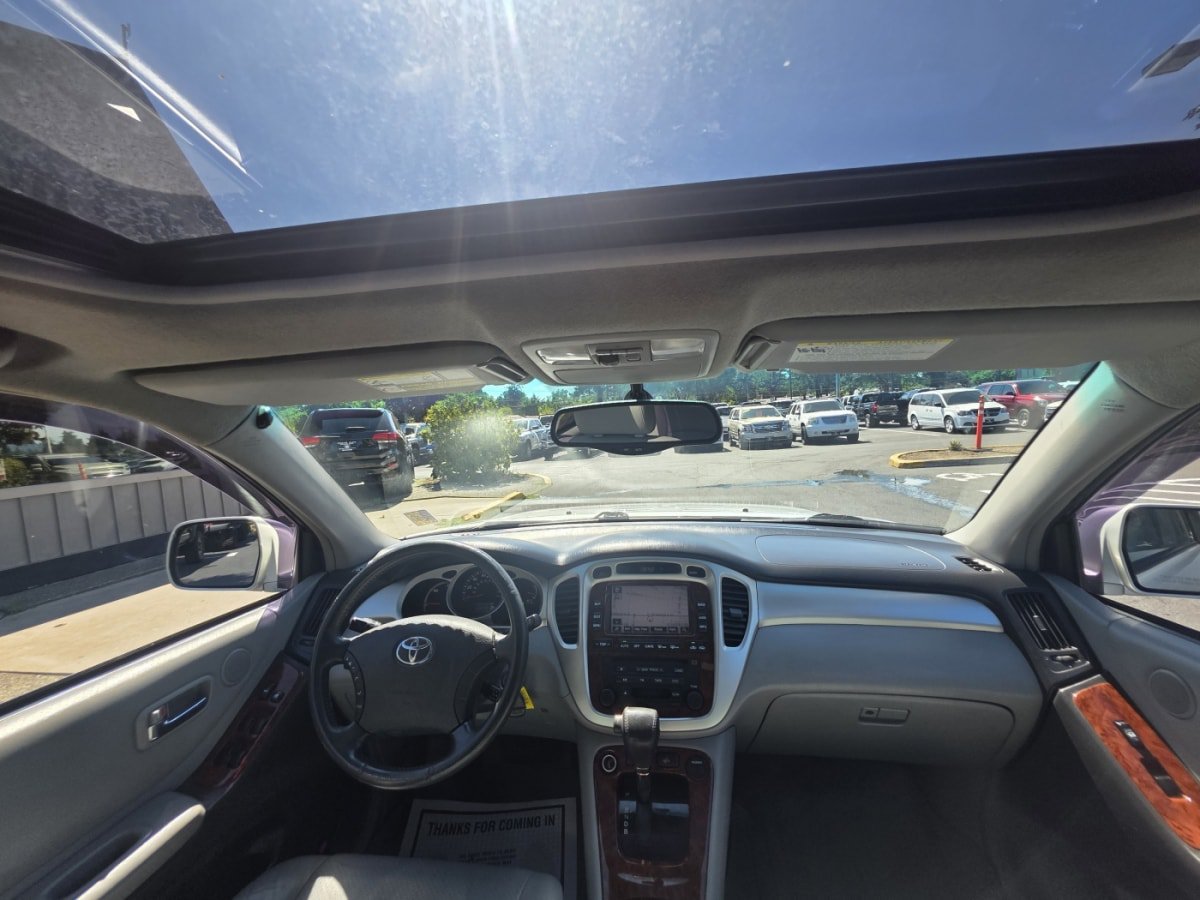 Used 2006 Toyota Highlander Limited AWD/4WD image 12