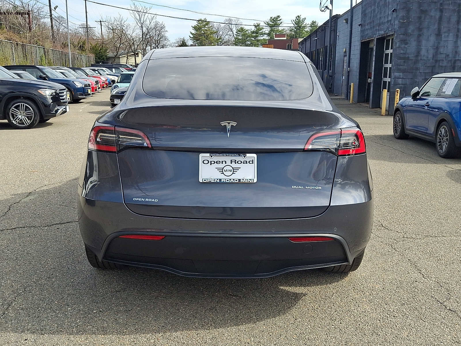 Used 2021 Tesla Model Y Long Range image 4
