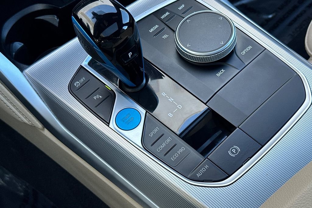 Used 2023 BMW i4 eDrive40 w/ M Sport Package image 24