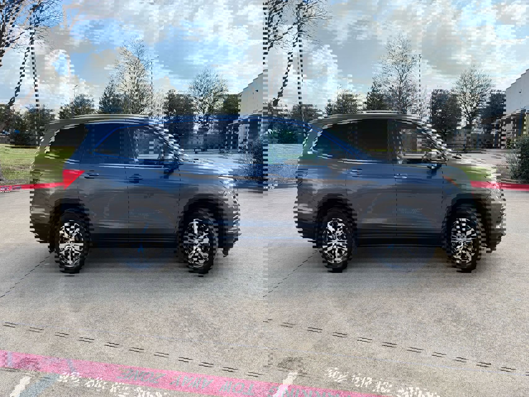 Used 2016 Honda Pilot EX image 4