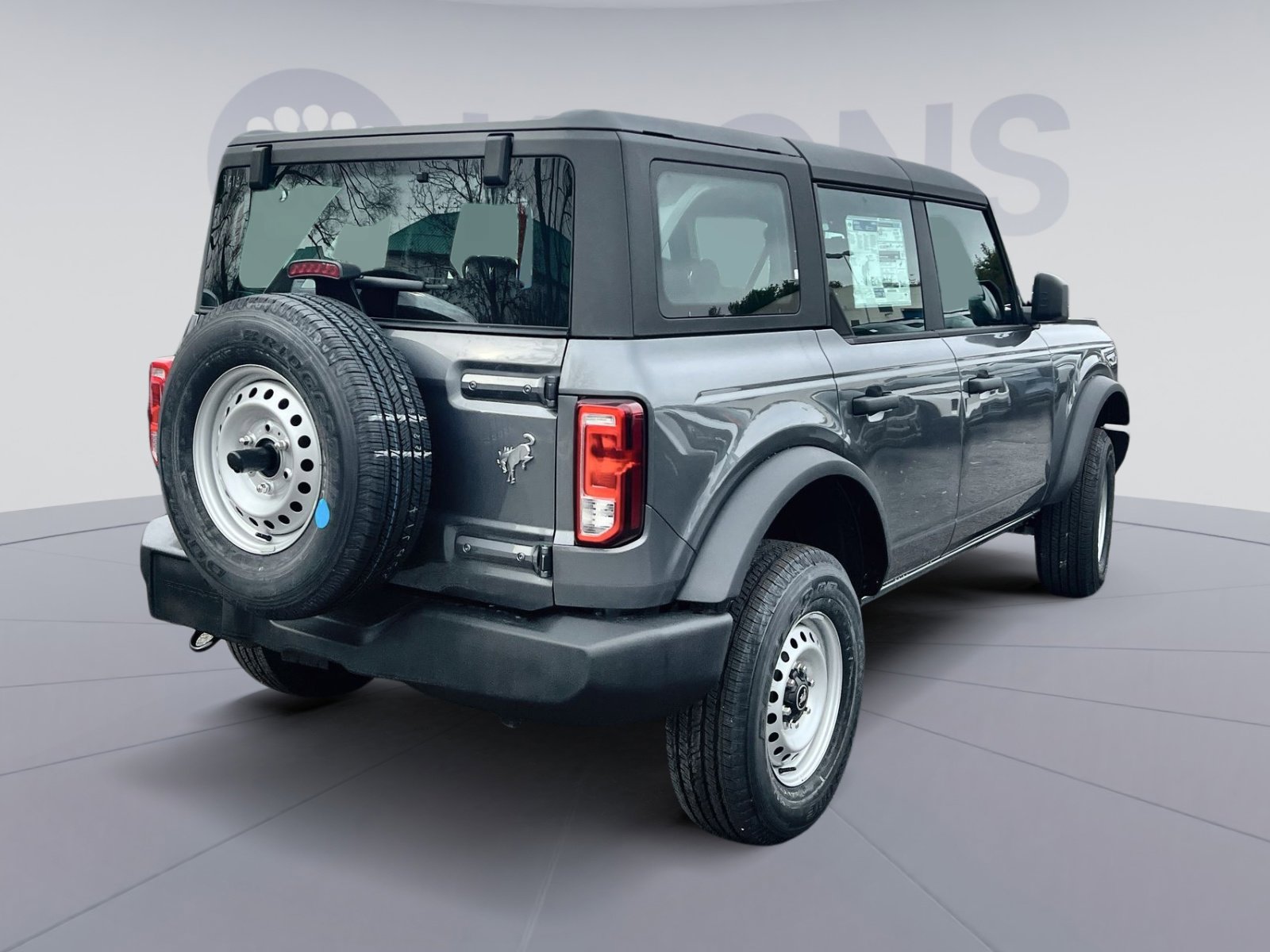 New 2025 Ford Bronco 4-Door image 7