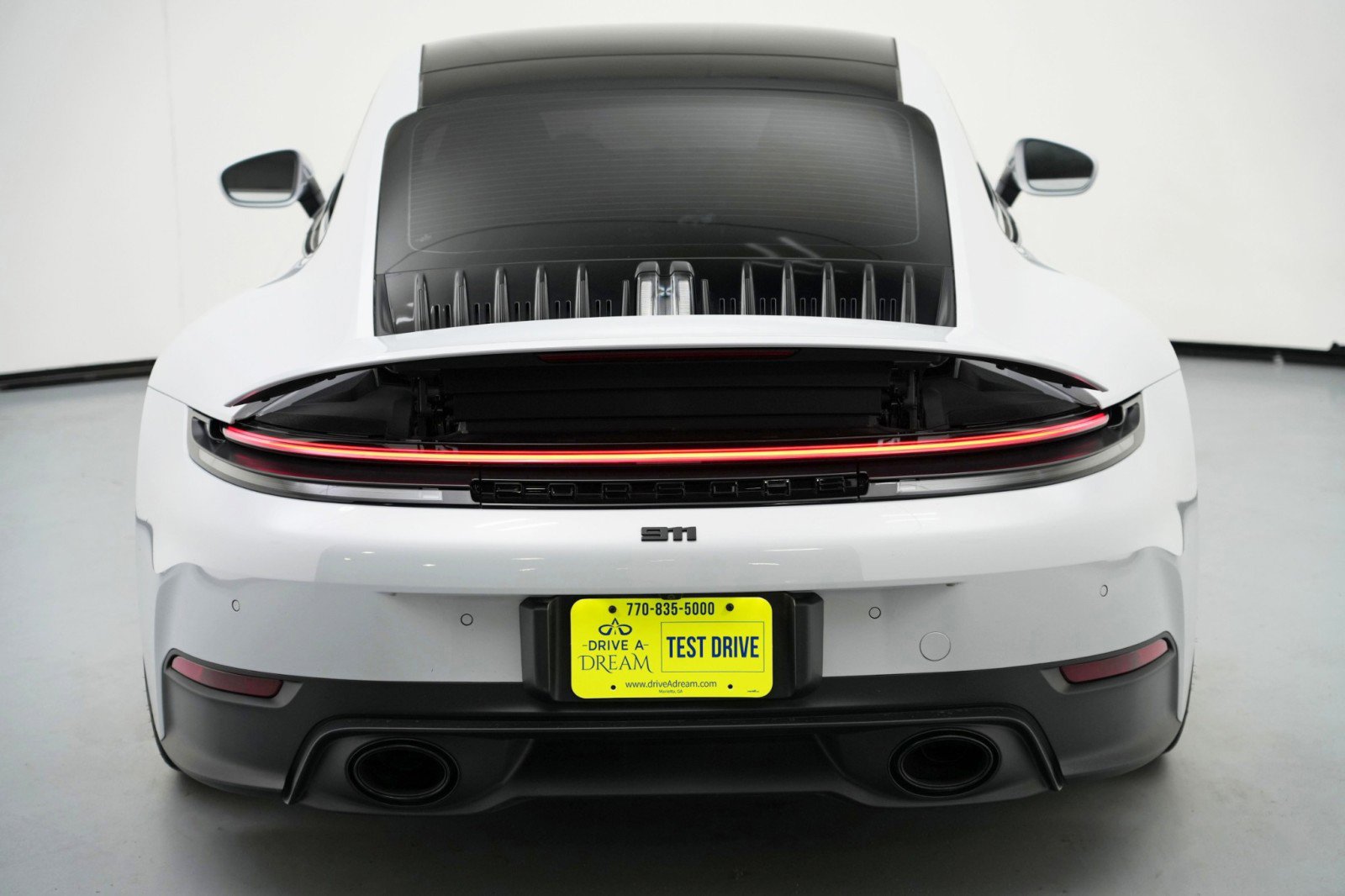 Used 2025 Porsche 911 Carrera RWD image 55