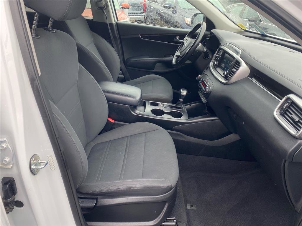 Used 2020 Kia Sorento S image 25