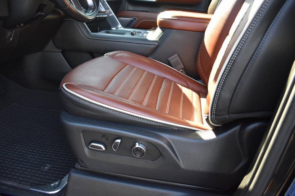 Used 2024 GMC Sierra 2500 Denali Ultimate w/ Max Trailering Package image 7