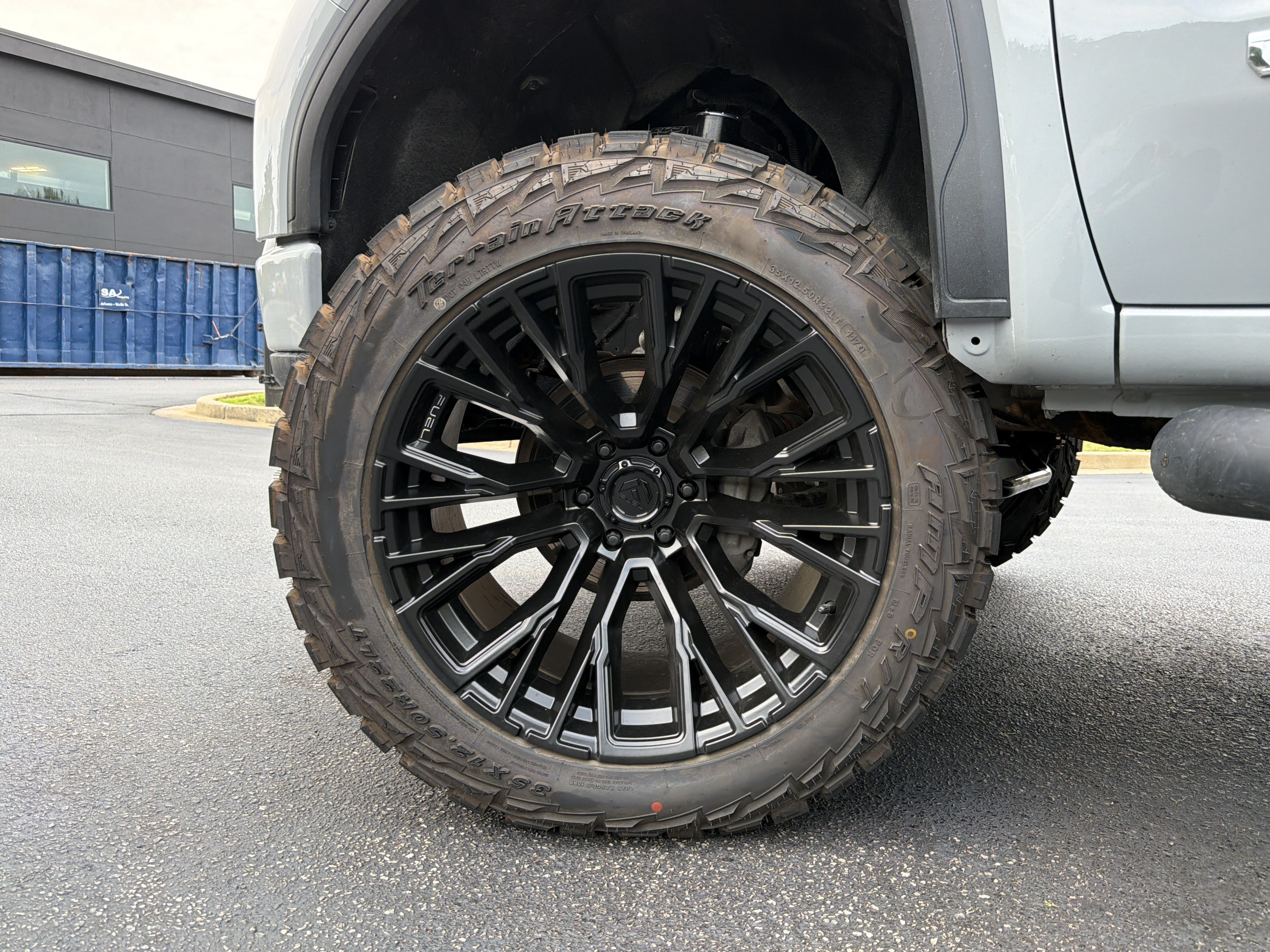 Used 2024 GMC Sierra 1500 Elevation AWD/4WD image 17
