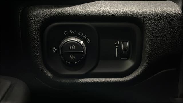 Used 2023 RAM 1500 Big Horn image 40