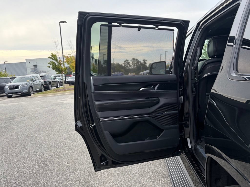 Used 2024 Jeep Grand Wagoneer Series II Obsidian w/ Quick Order Packagew 28T AWD/4WD image 59