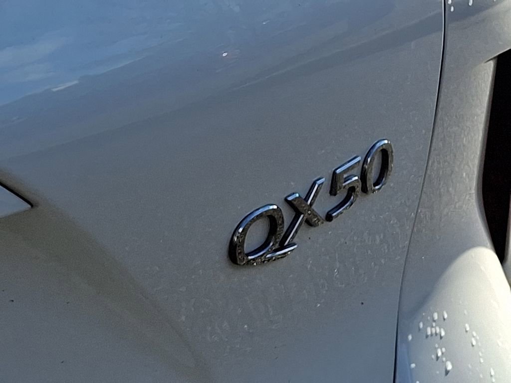 Used 2022 INFINITI QX50 Luxe w/ Cargo Package image 33