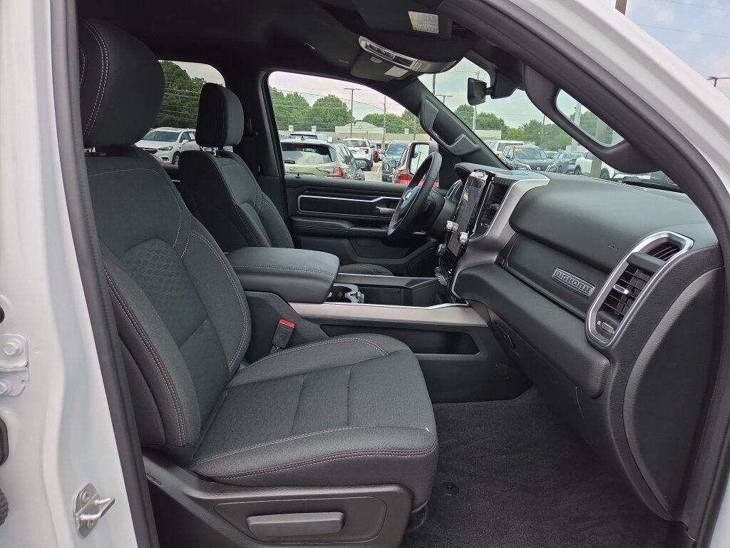 Used 2025 RAM 1500 Big Horn AWD/4WD image 15