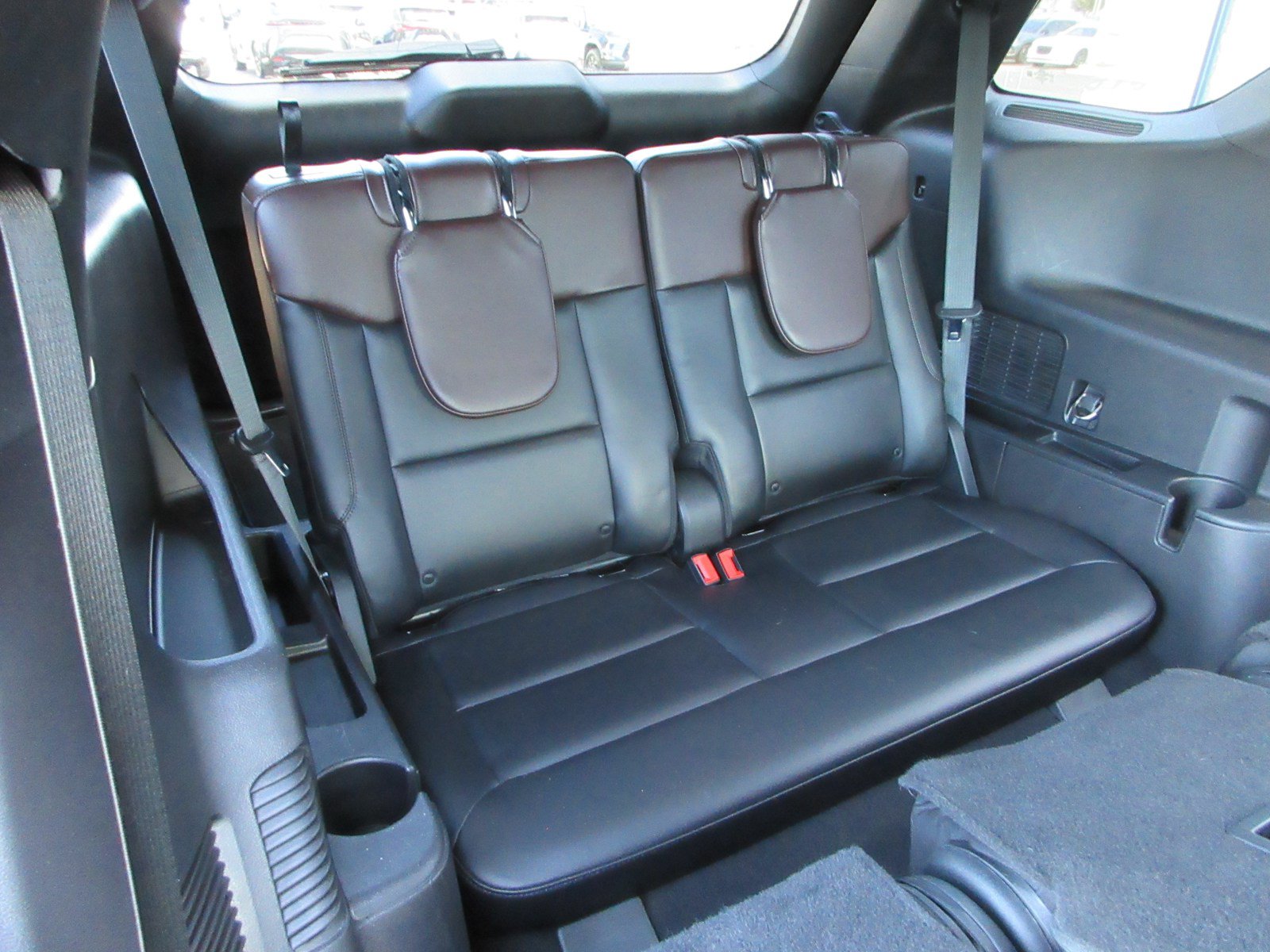 Used 2021 Ford Explorer Platinum w/ Equipment Group 601A AWD/4WD image 20