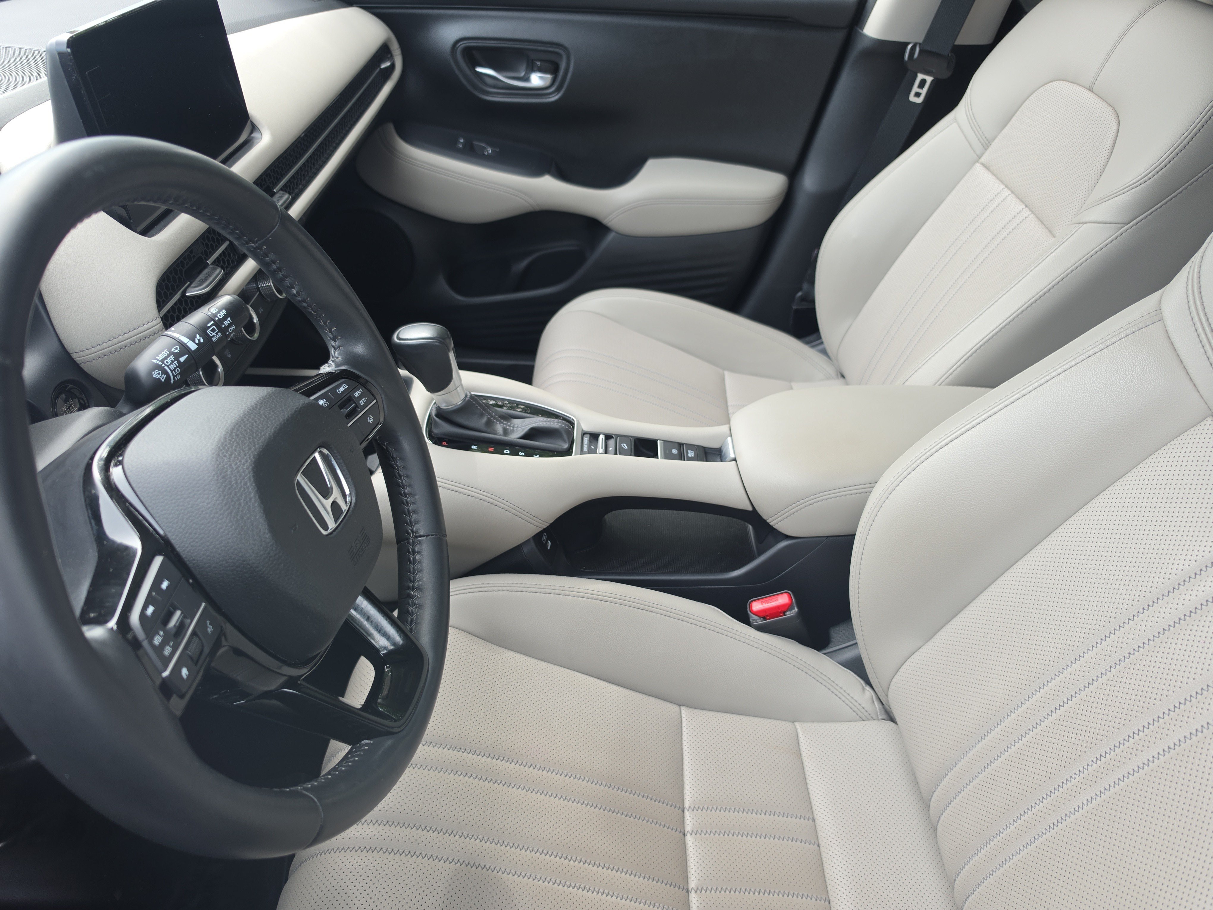 Certified 2024 Honda HR-V EX-L image 11