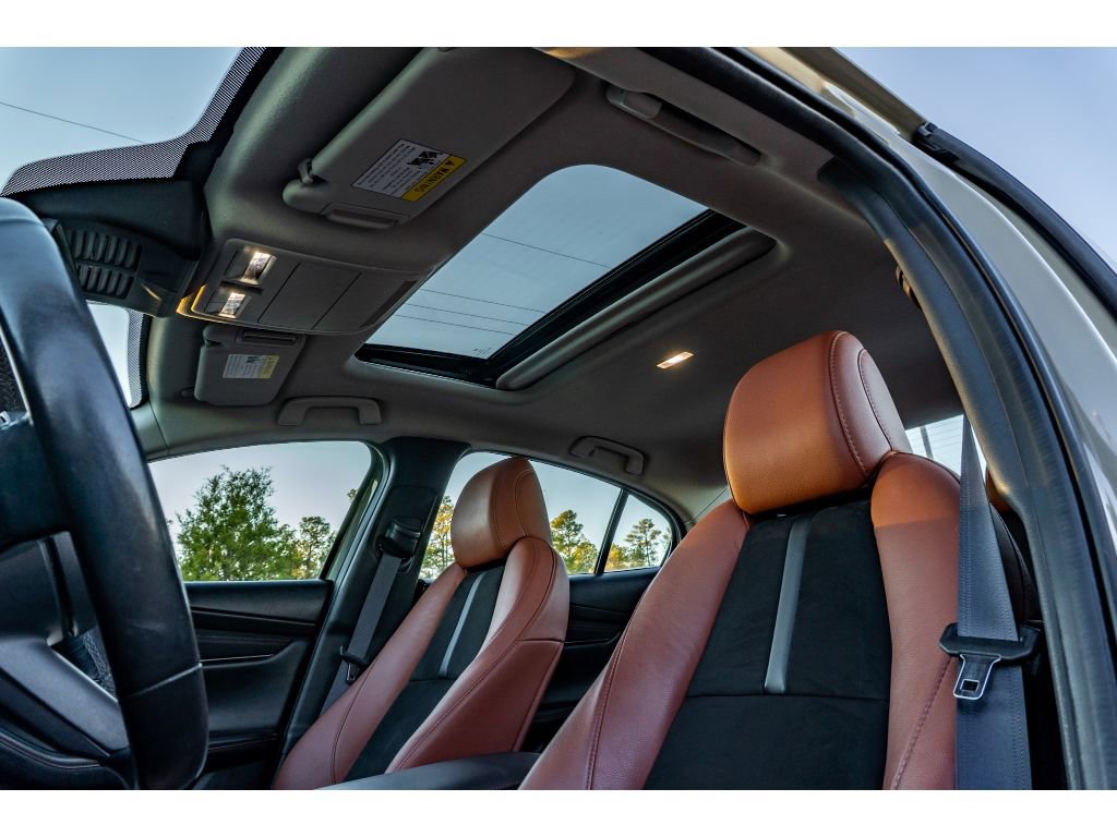 Used 2024 MAZDA MAZDA3 s image 13