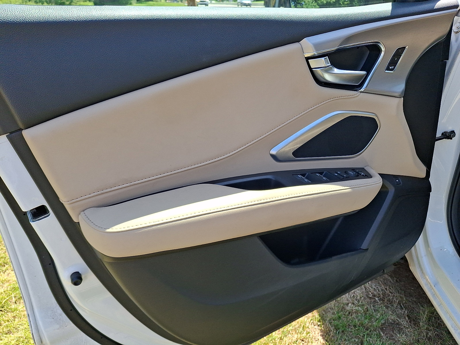 Certified 2024 Acura RDX SH-AWD image 12