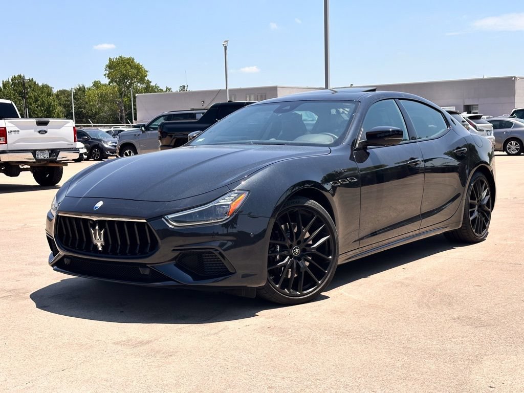 Used 2024 Maserati Ghibli Modena Q4 AWD/4WD image 8