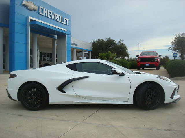 New 2027 Chevrolet Corvette Stingray Coupe w/ Z51 Performance Package RWD image 8