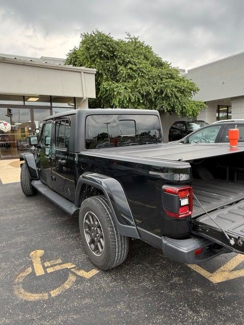 Used 2021 Jeep Gladiator Overland w/ Popular Equipment Package AWD/4WD image 4