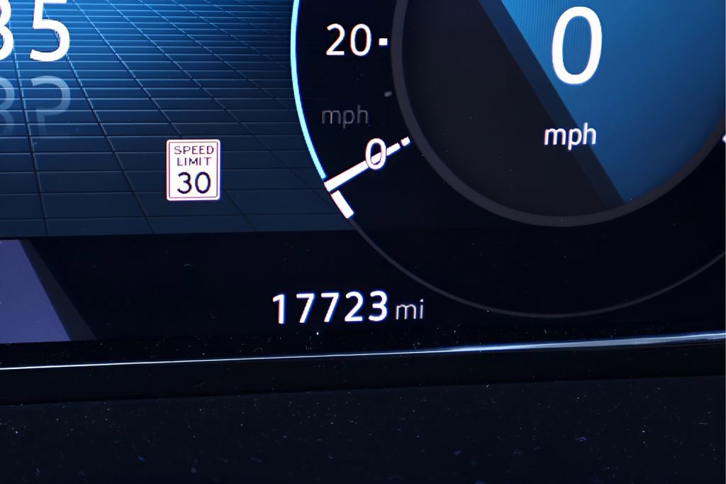 Used 2024 Volkswagen Atlas SEL image 23