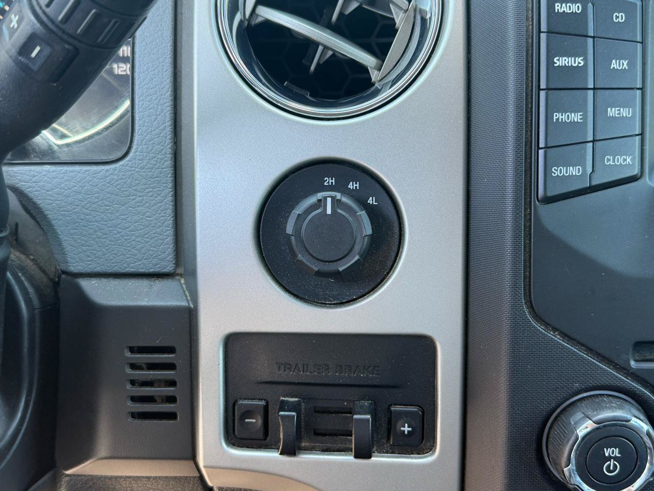 Used 2013 Ford F150 XLT w/ Luxury Equipment Group AWD/4WD image 13