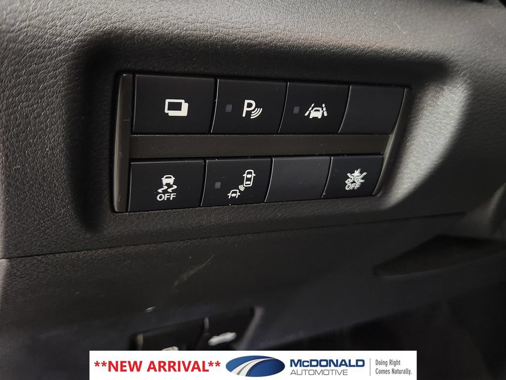 Used 2022 Nissan Kicks S FWD image 21