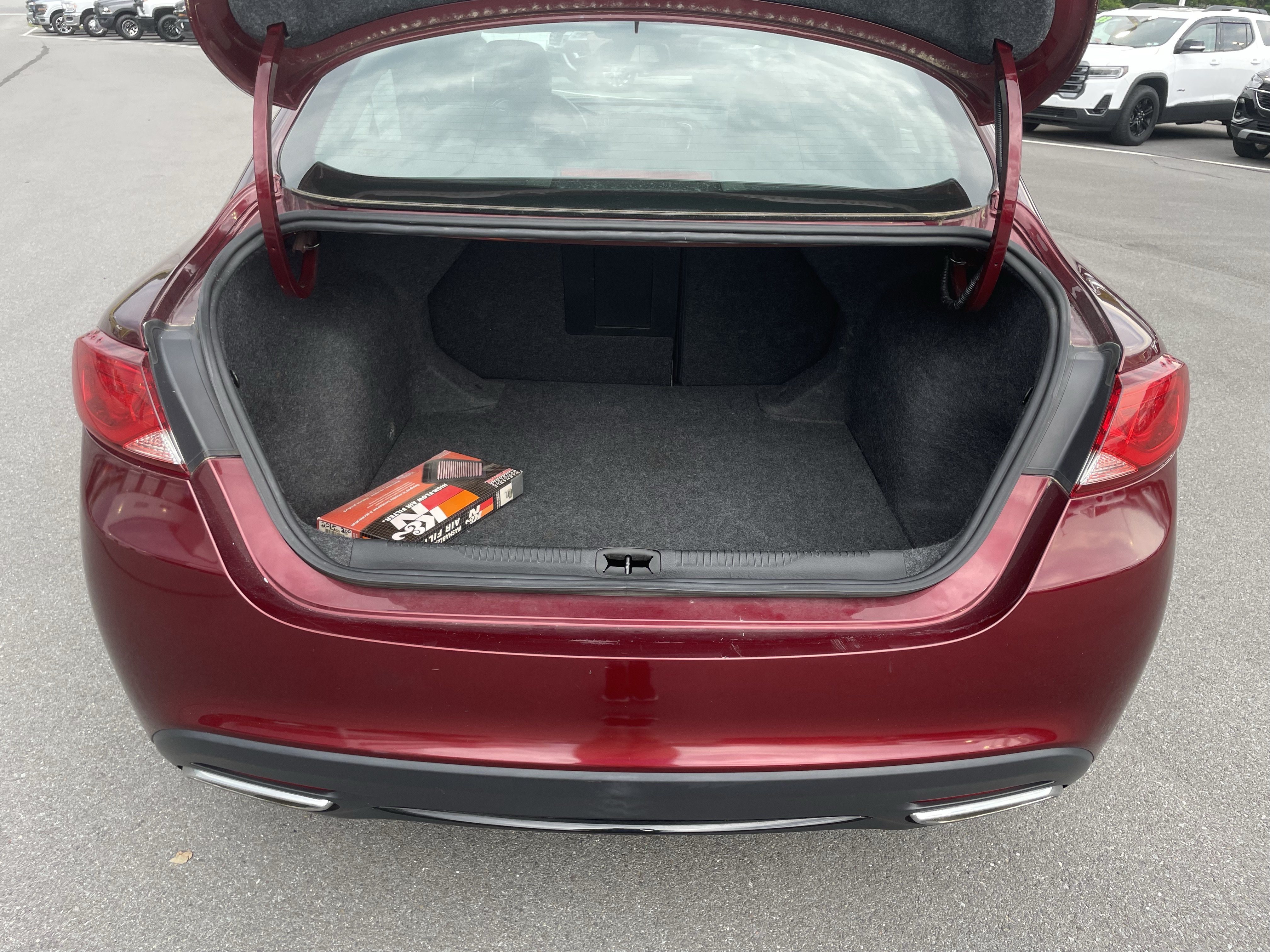 Used 2015 Chrysler 200 S w/ Navigation & Sound Group I FWD image 5