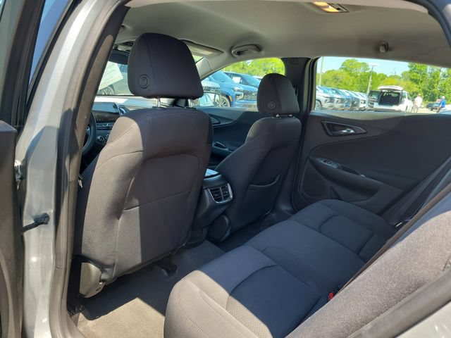 Certified 2025 Chevrolet Malibu LT FWD image 15