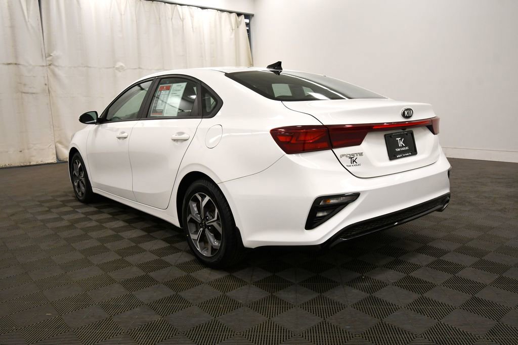 Certified 2019 Kia Forte LXS image 5