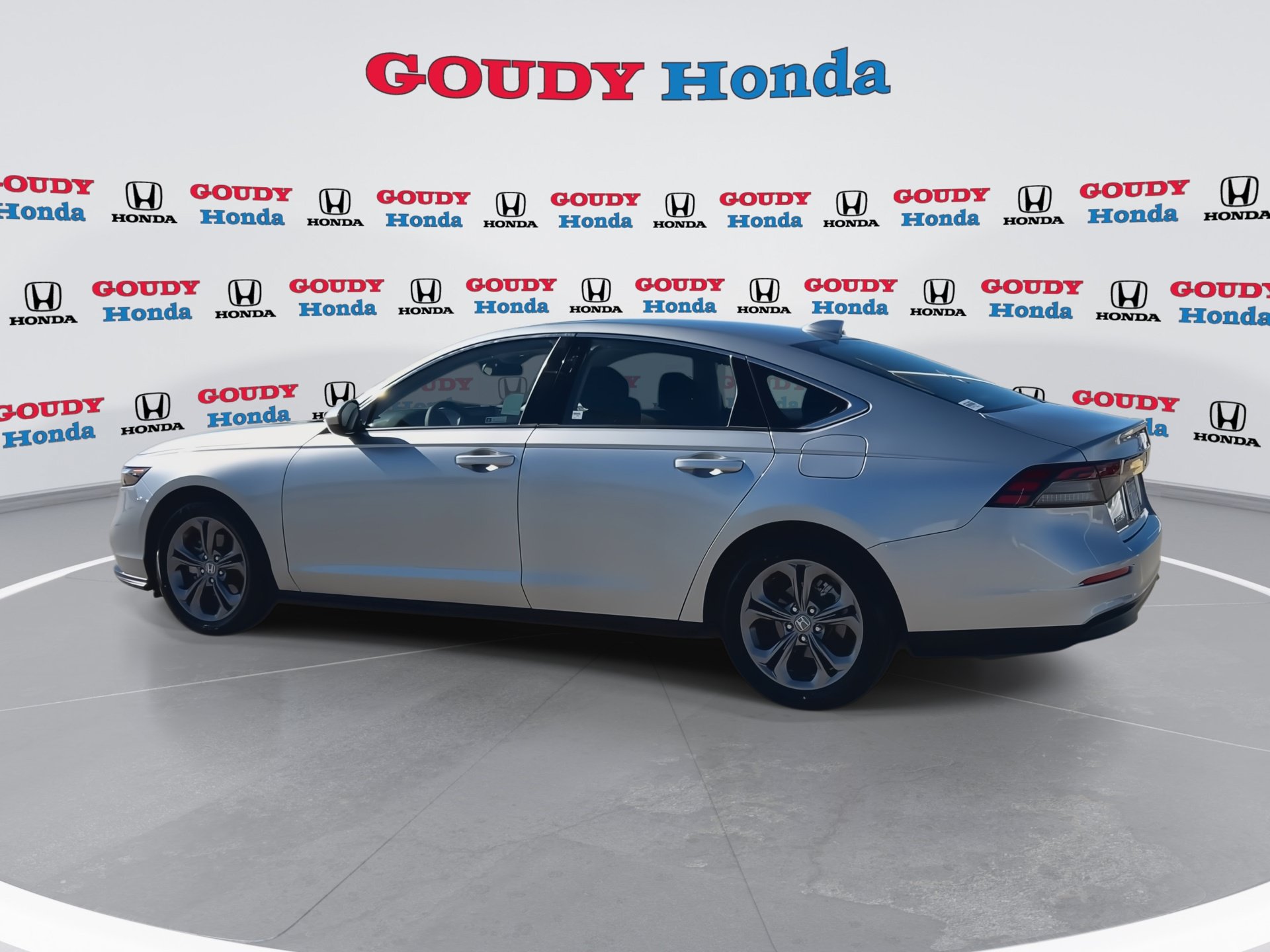 Certified 2024 Honda Accord EX image 6