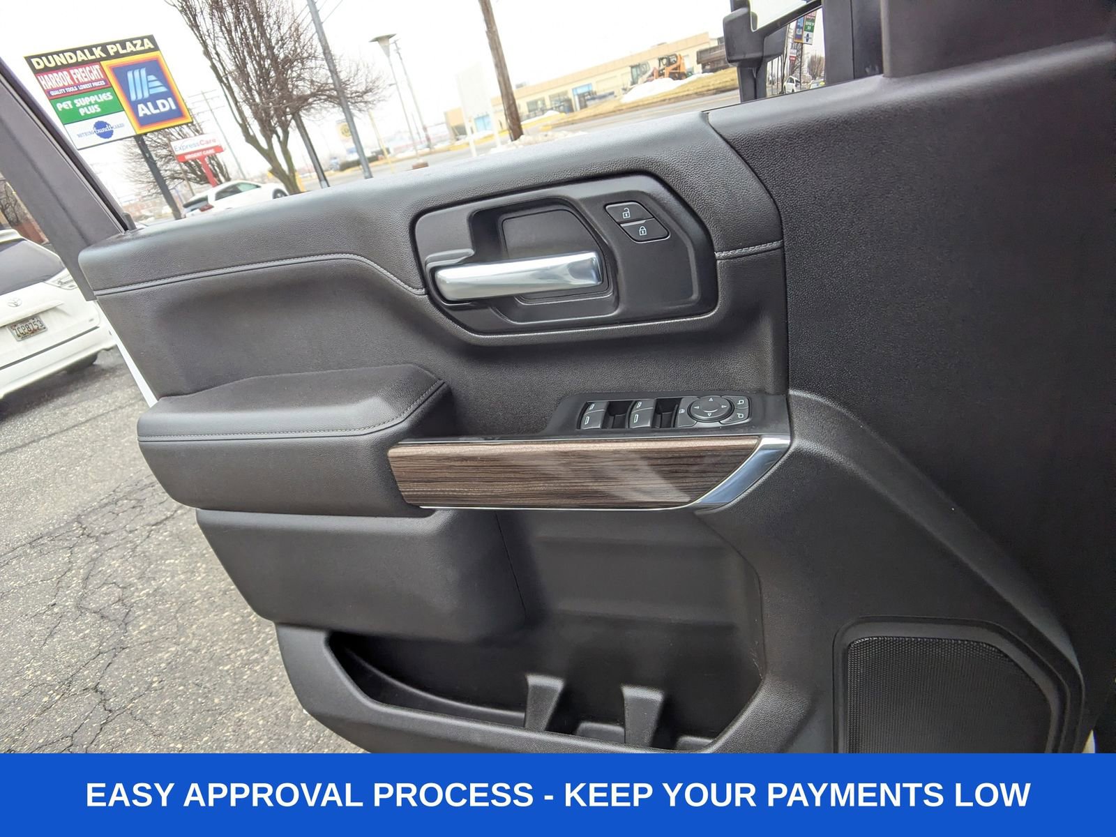 Used 2023 Chevrolet Silverado 2500 LT image 29