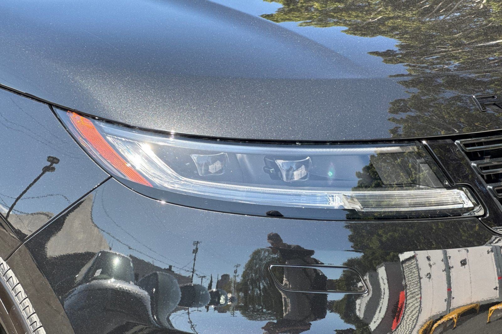 New 2026 Land Rover Range Rover Sport Dynamic SE AWD/4WD image 10